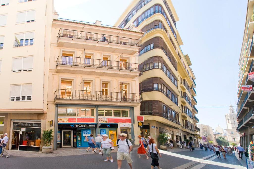 Bet Apartments - Apartments Catedral Valencia Exterior photo